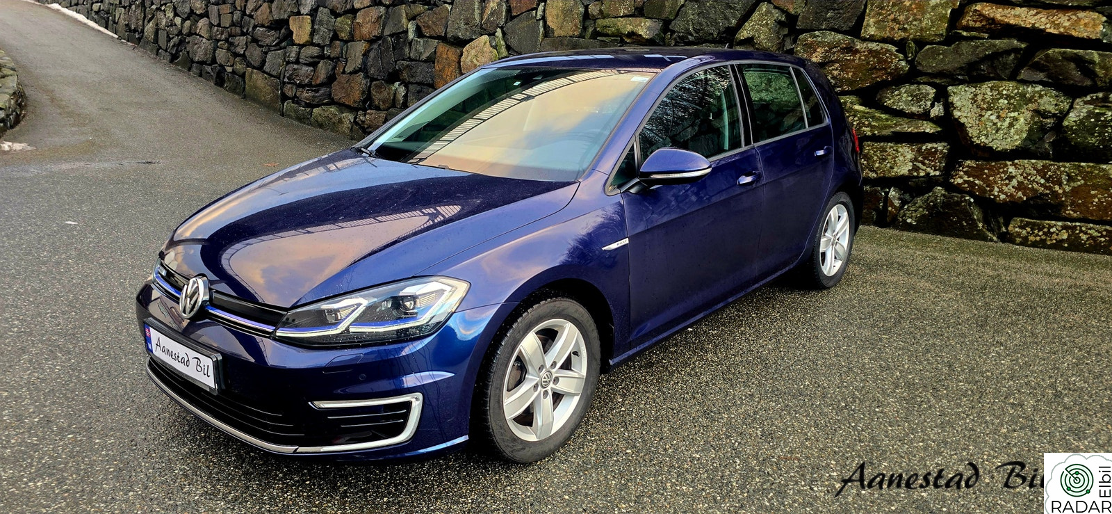 VOLKSWAGEN GOLF Navi | CC | Dynaudio | R.Kam 35.8 kW 300km