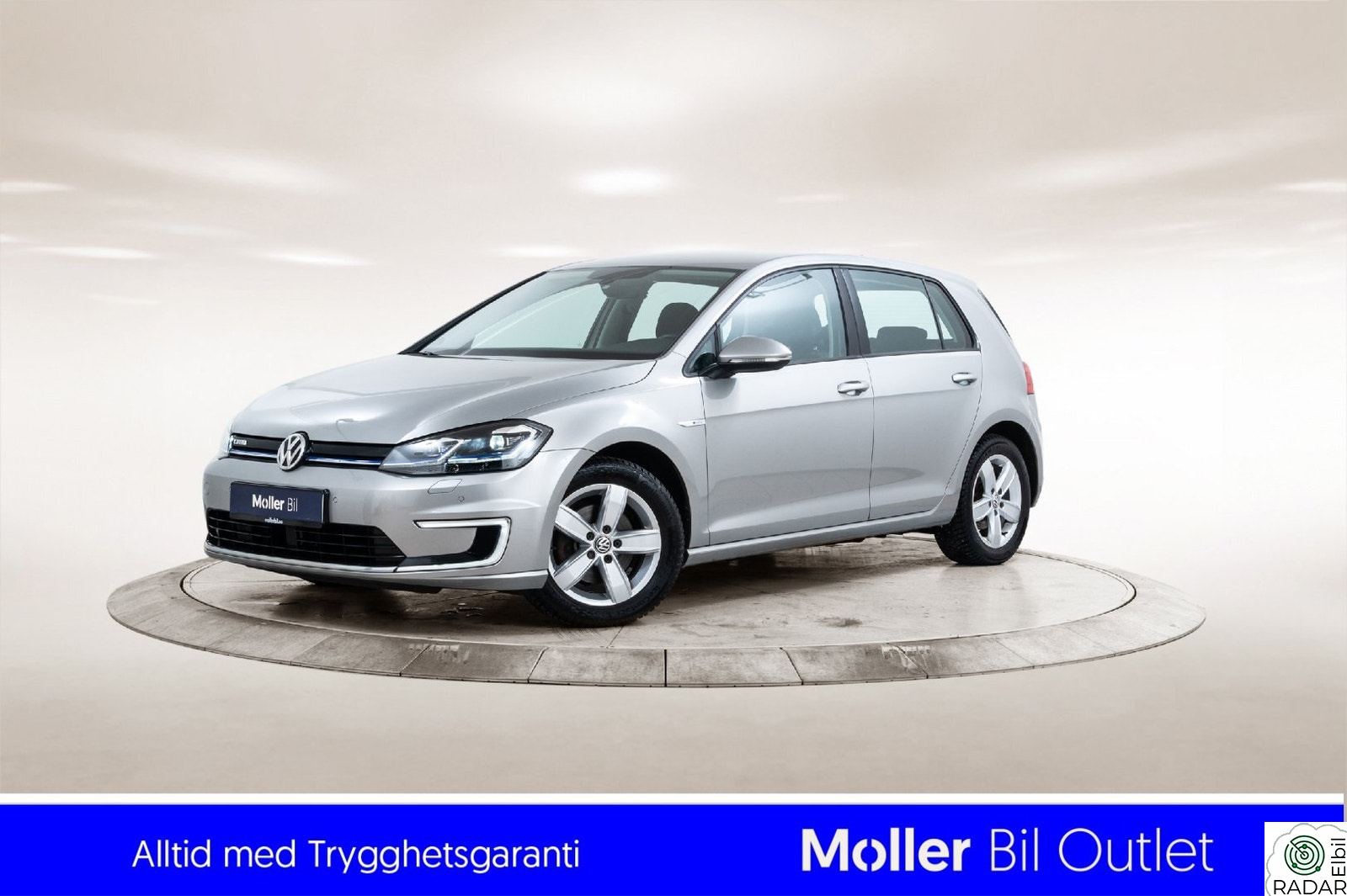 VOLKSWAGEN GOLF 136hk - R.Kam, Keyless, Navi, LED