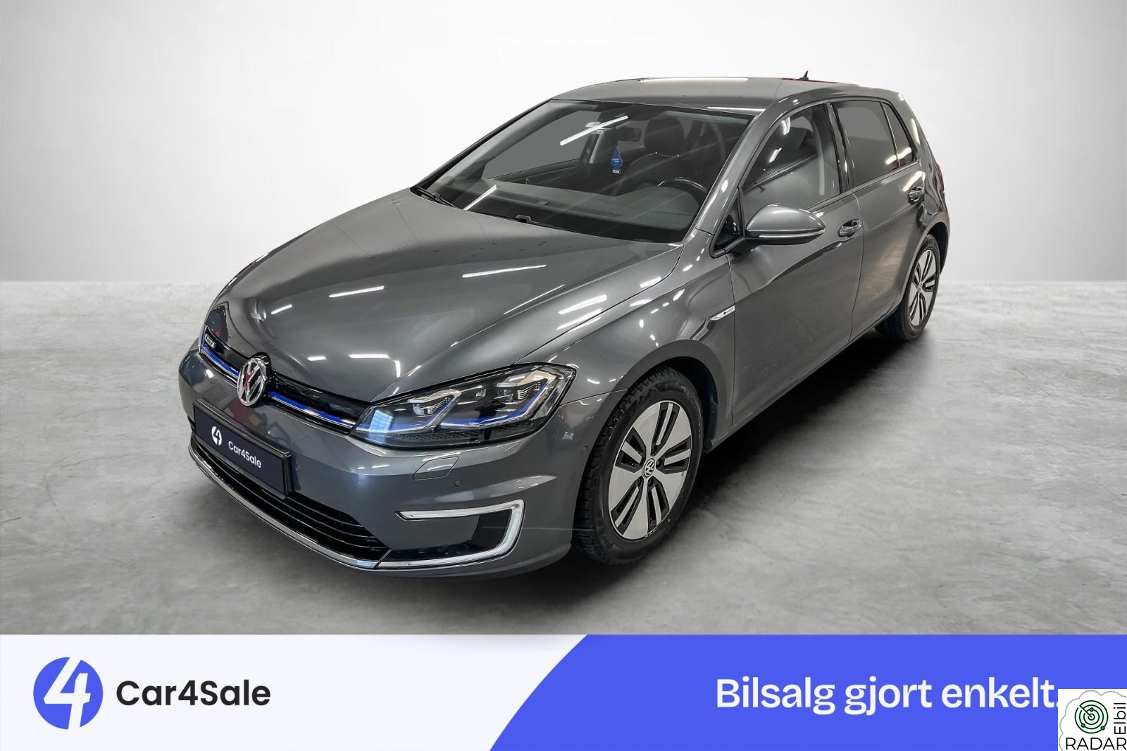 VOLKSWAGEN GOLF 300km / Skinn / Aktiv Info / ACC / Kamera / V.Pumpe ++