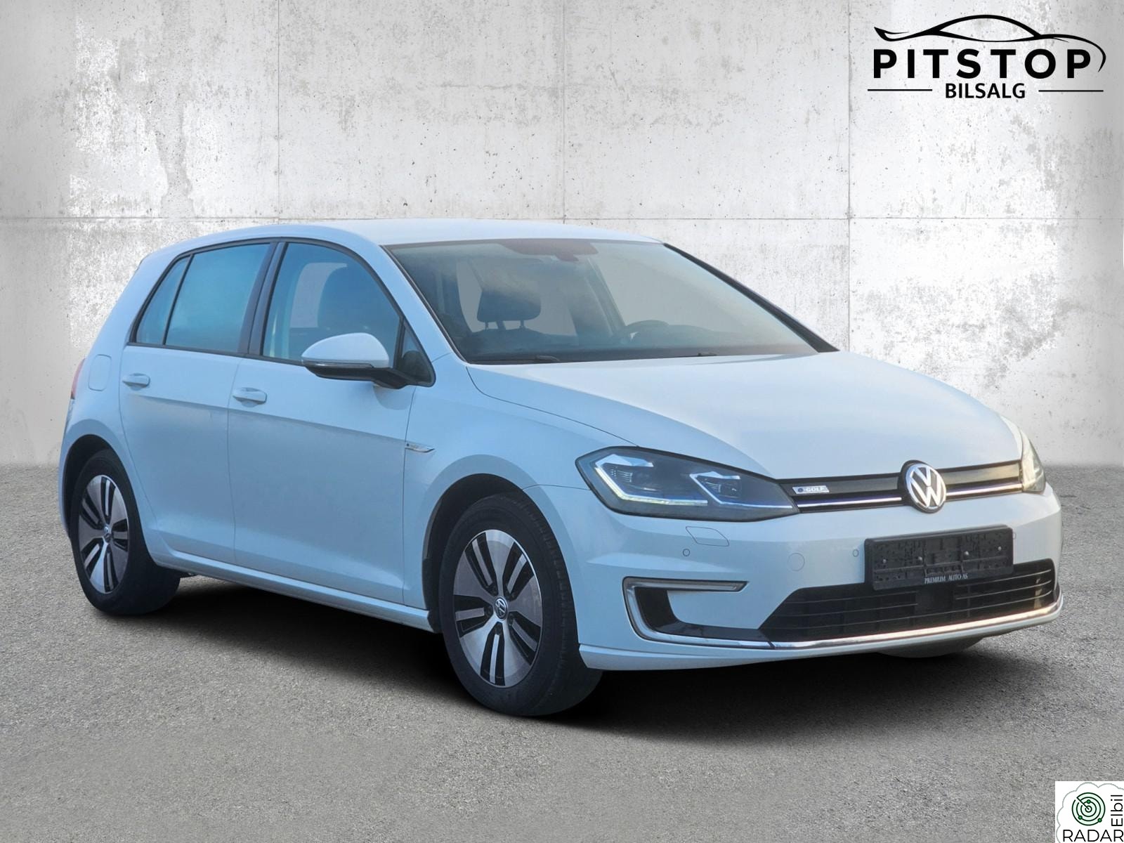 VOLKSWAGEN GOLF 300km Norskbil ACC Varmepumpe Navi Kamera Keyless