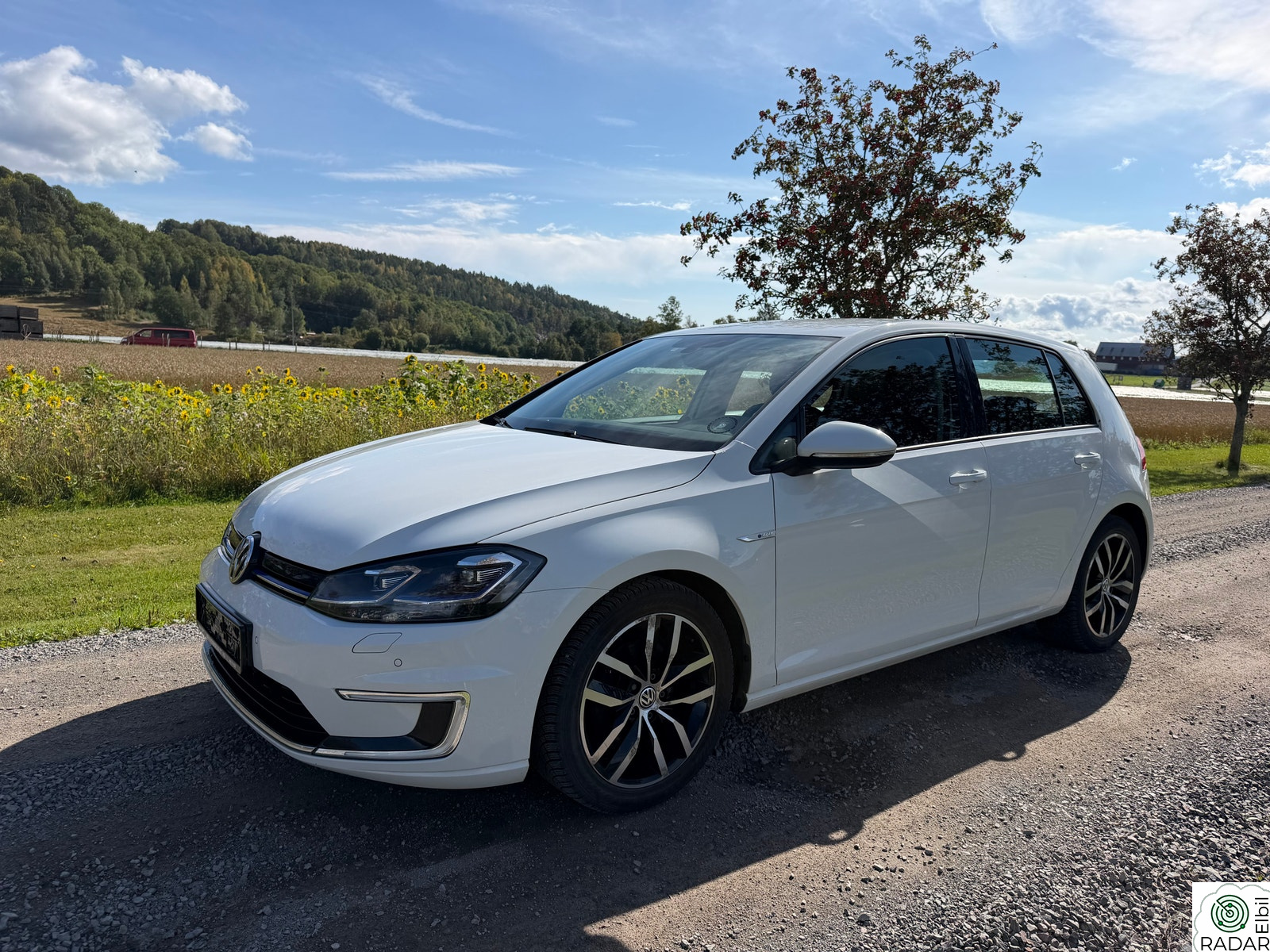 VOLKSWAGEN GOLF 2 generasjon e-Golf 300km WLTP