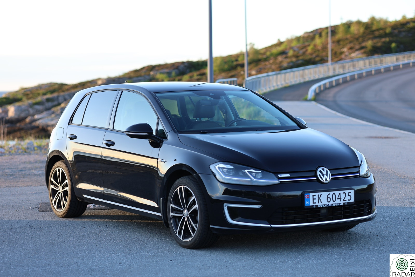 VOLKSWAGEN GOLF Full speccet!