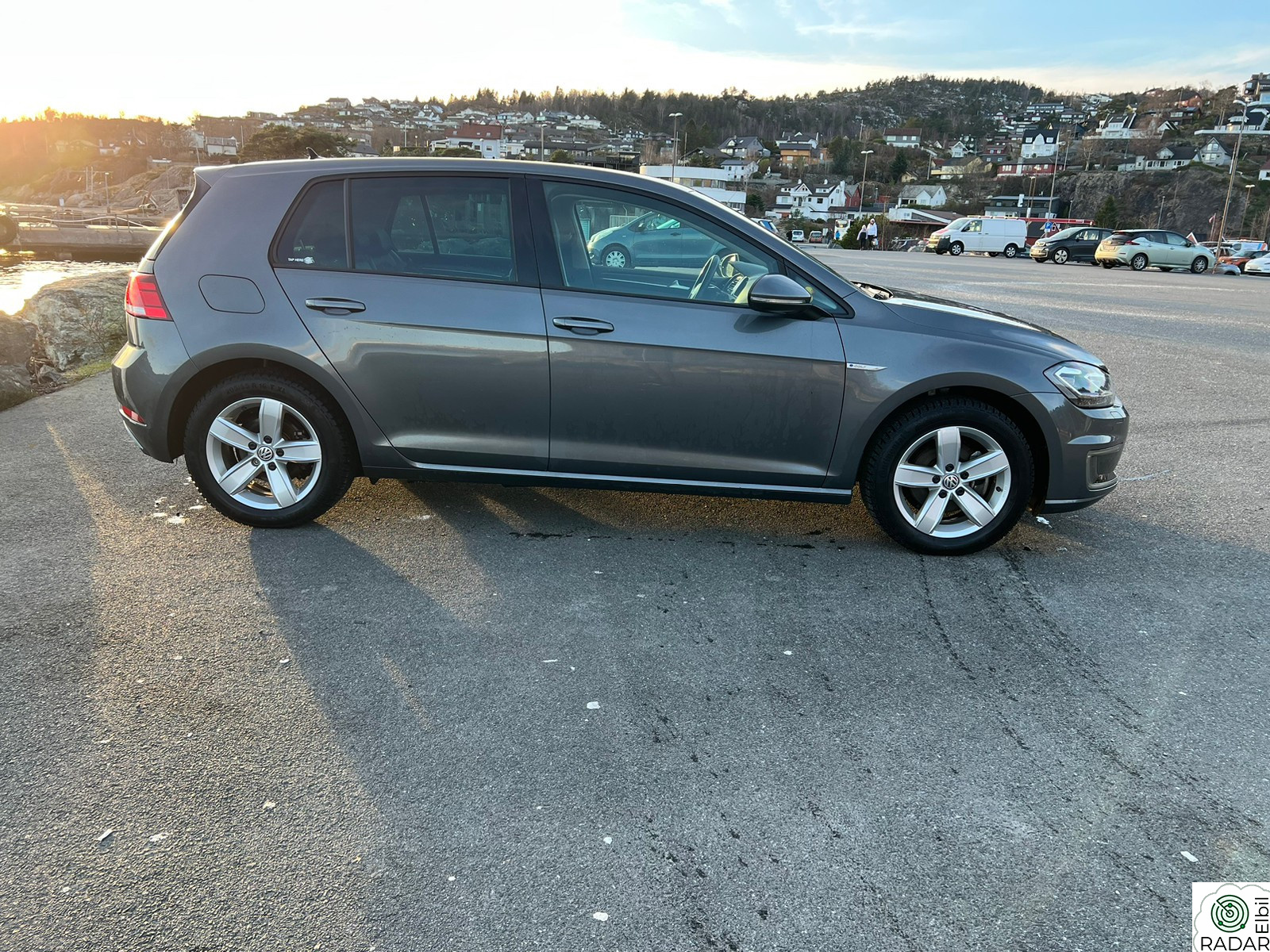 VOLKSWAGEN GOLF E-GOLF eklusive, norsk, skinn, varmepumpe
