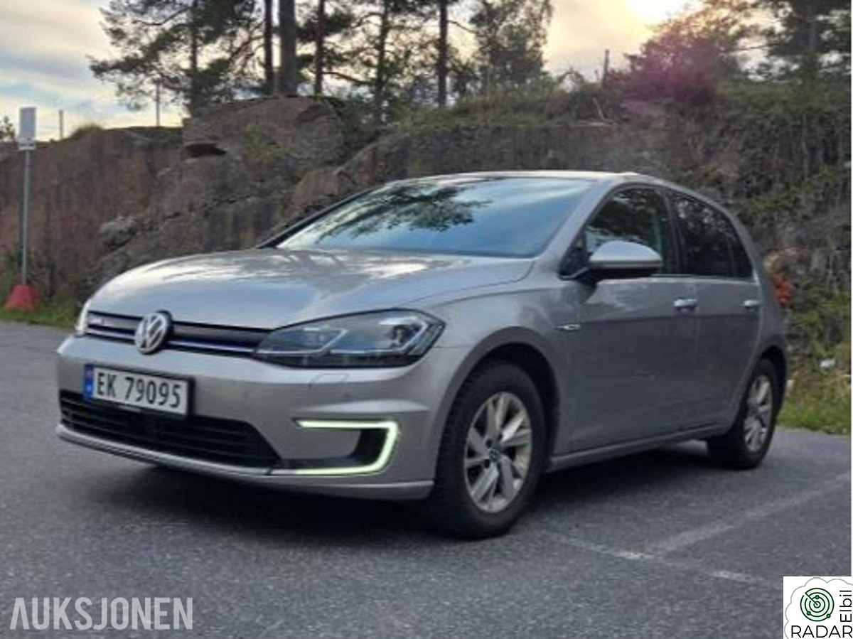 VOLKSWAGEN GOLF 136HK NORSK KAMERA ADAPTIV CRUISE VARMEPUMPE