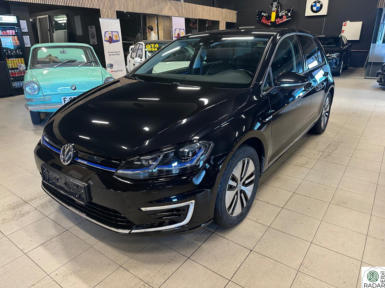 VOLKSWAGEN GOLF Skinn/ AID/ Navi / ACC / R.Kam / V.Pumpe/NY EU/Keyless