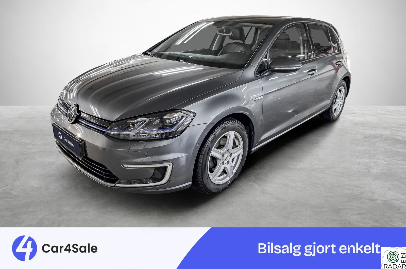 VOLKSWAGEN GOLF 300km / Skinn / V.Pumpe / Navi / LED / R.Kam / S+V/ ACC