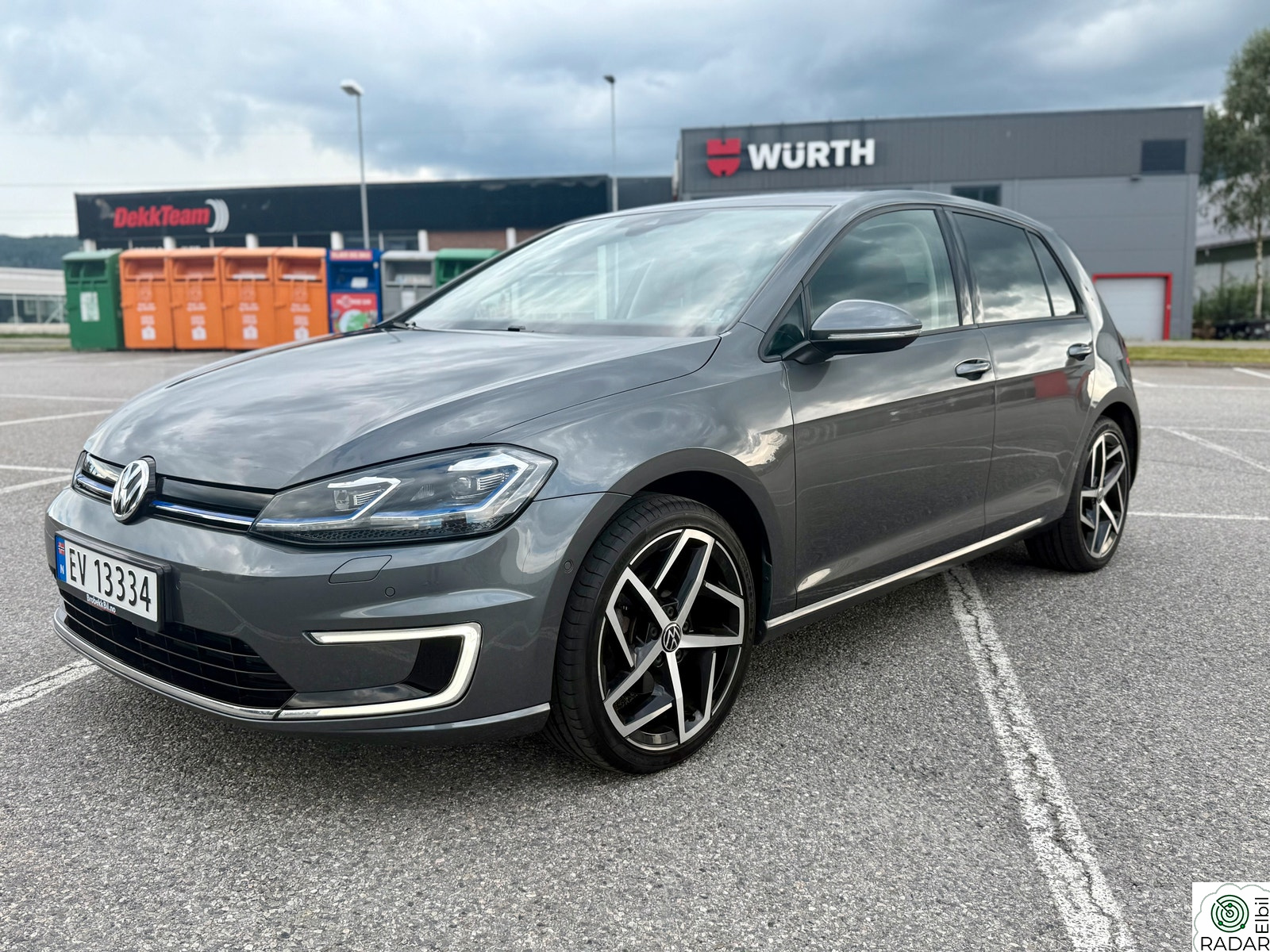 VOLKSWAGEN GOLF Exclusive, Active info, Park assist, Dynaudio ++