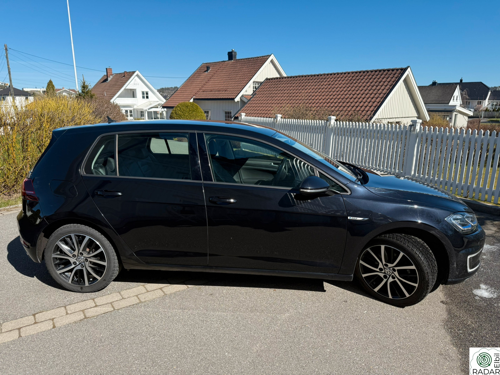 VOLKSWAGEN GOLF Exclusive