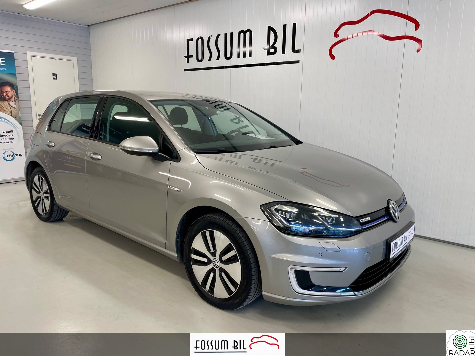 VOLKSWAGEN GOLF "300 KM"/ADAP CRUISE/NAVI/KAM/CARPLAY/OPPV.FR.RUT/EU-28