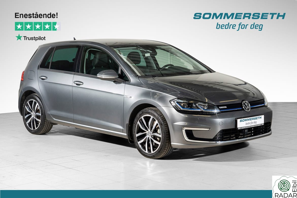 VOLKSWAGEN GOLF Exclusive, skinn, ACC, LAV KM
