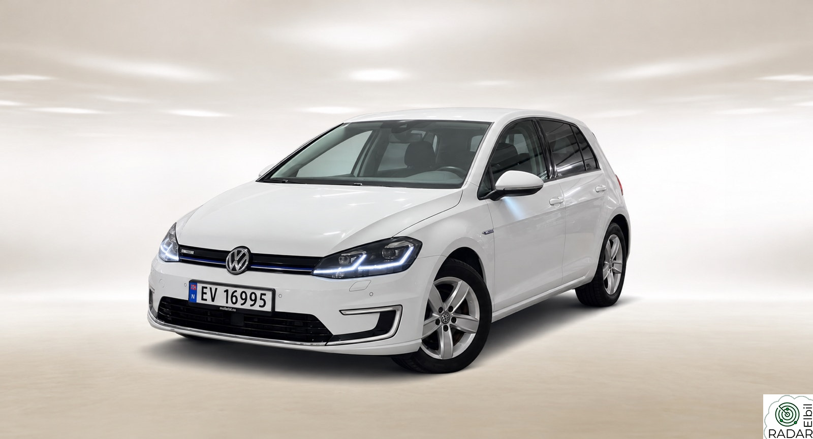 VOLKSWAGEN GOLF EXCLUSIVE