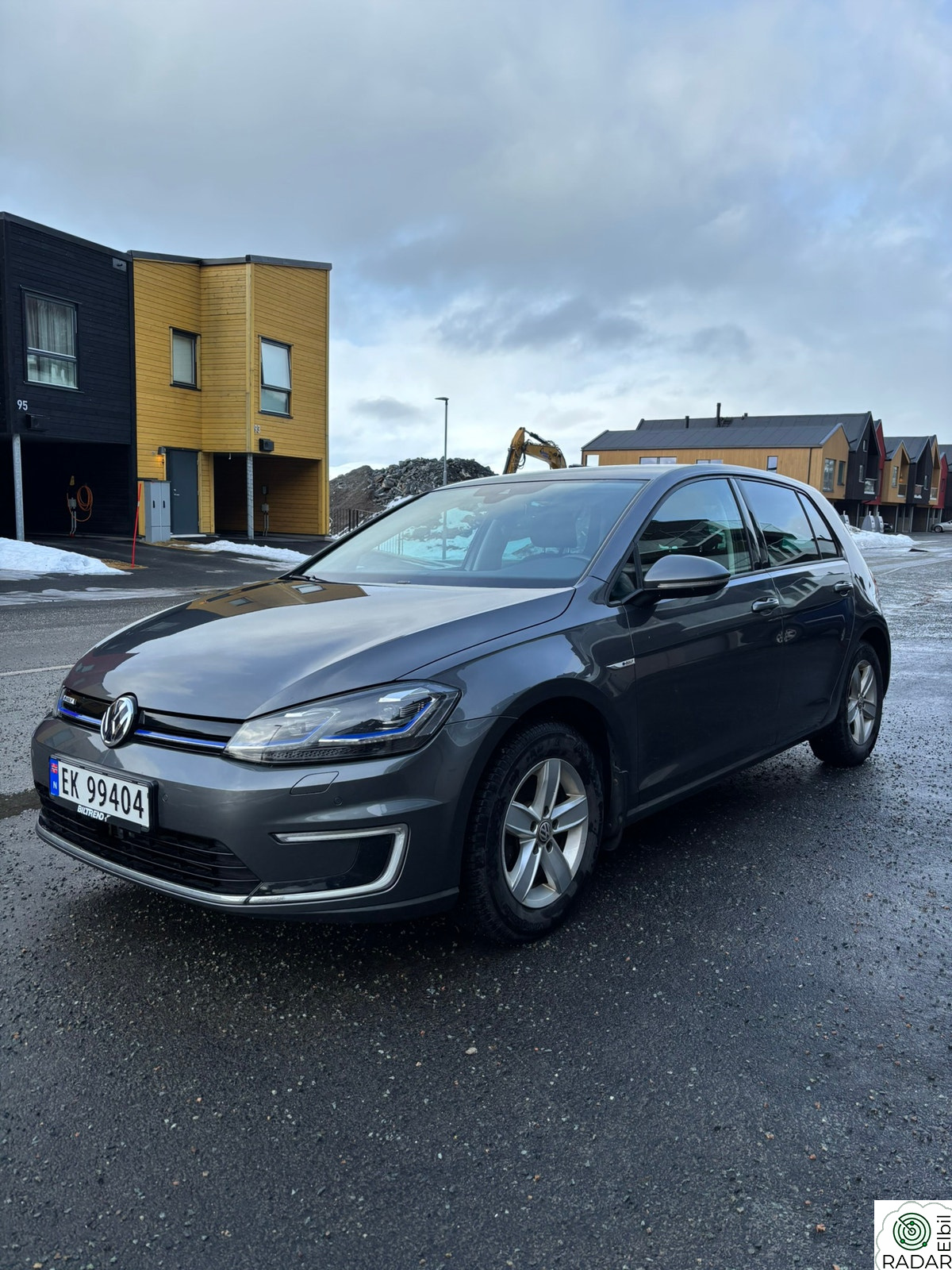 VOLKSWAGEN GOLF E Golf