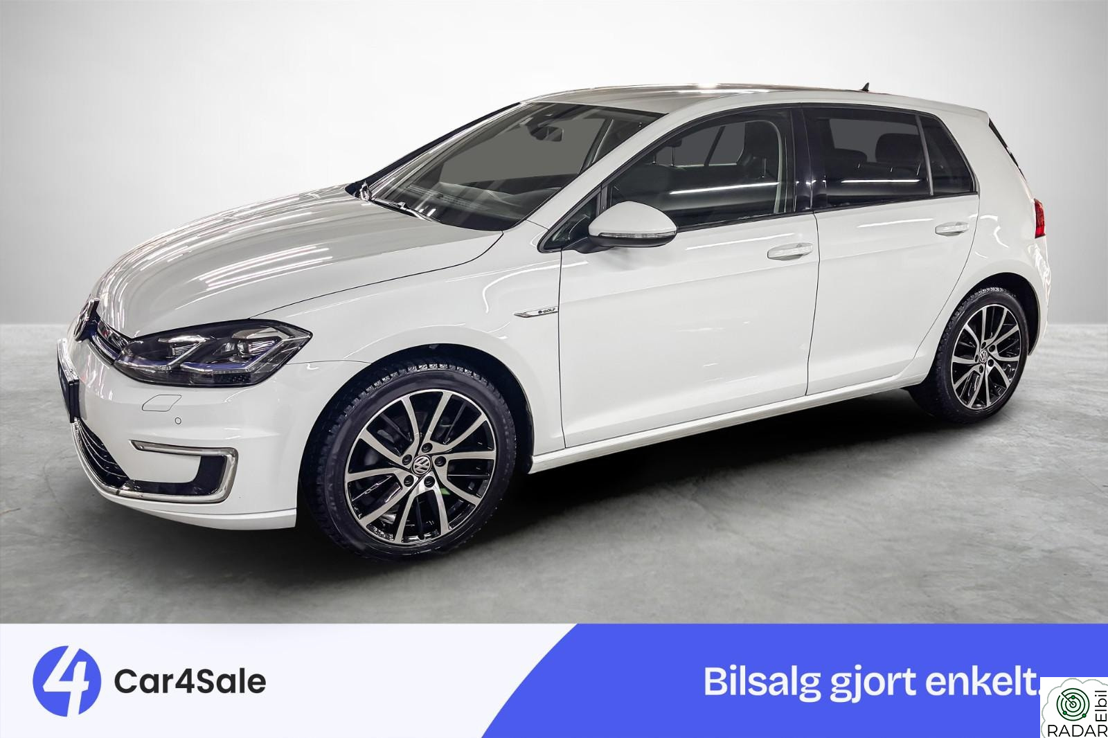 VOLKSWAGEN GOLF Lav KM 300km / Kamera / ACC / V.Pumpe/ Norsk/ Navi High
