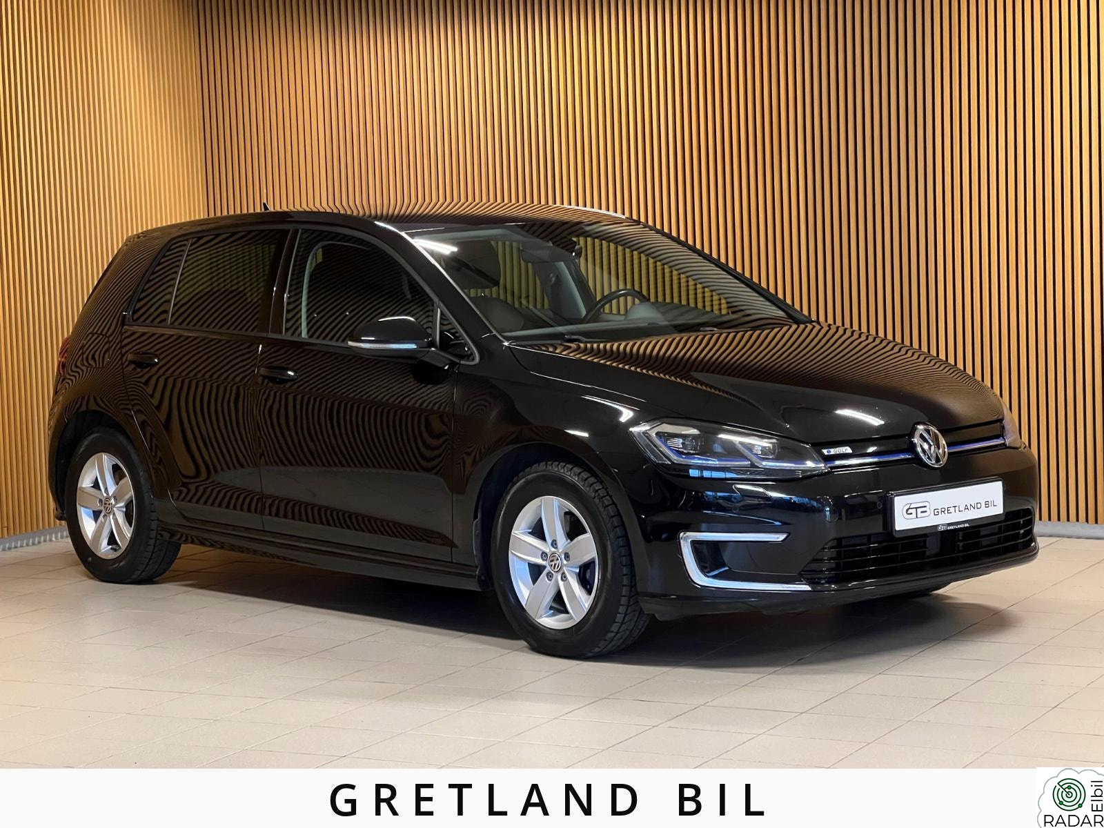 VOLKSWAGEN GOLF 100Kw Comfort / Cruise / Apple / Navi / Dab +++