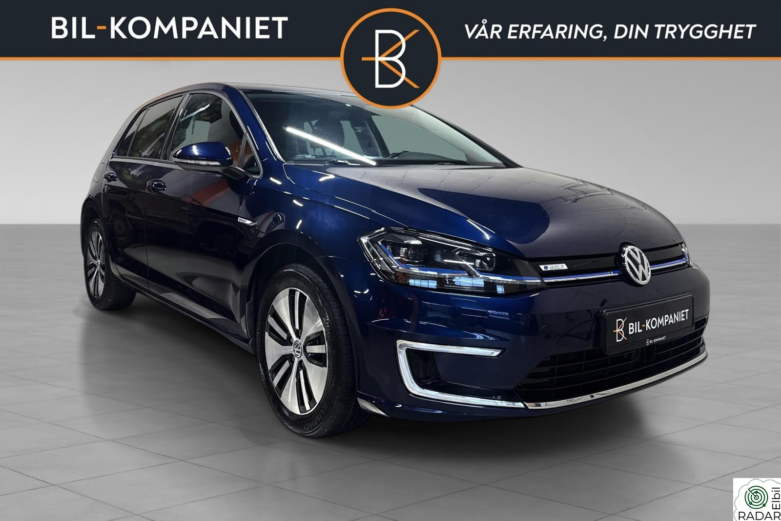 VOLKSWAGEN GOLF | Skinn | Active info | Kamera | Keyless | ACC | Lav km