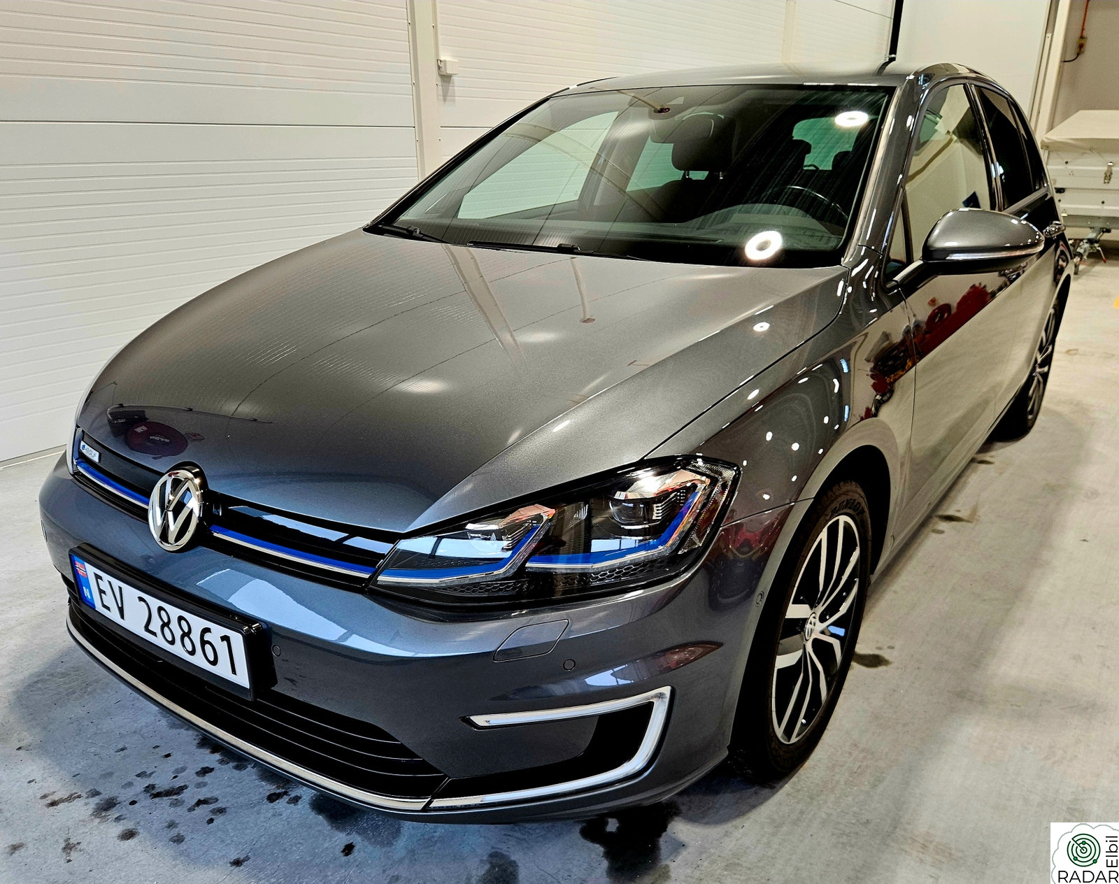 VOLKSWAGEN GOLF e-Golf Exclusive / 136 hk / 300 km / godt utstyrt