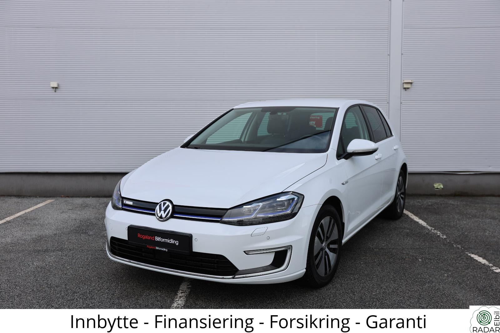 VOLKSWAGEN GOLF E-Golf/230KM/ACC/Exclusive/Skinn/Activeinfo/Kamera++