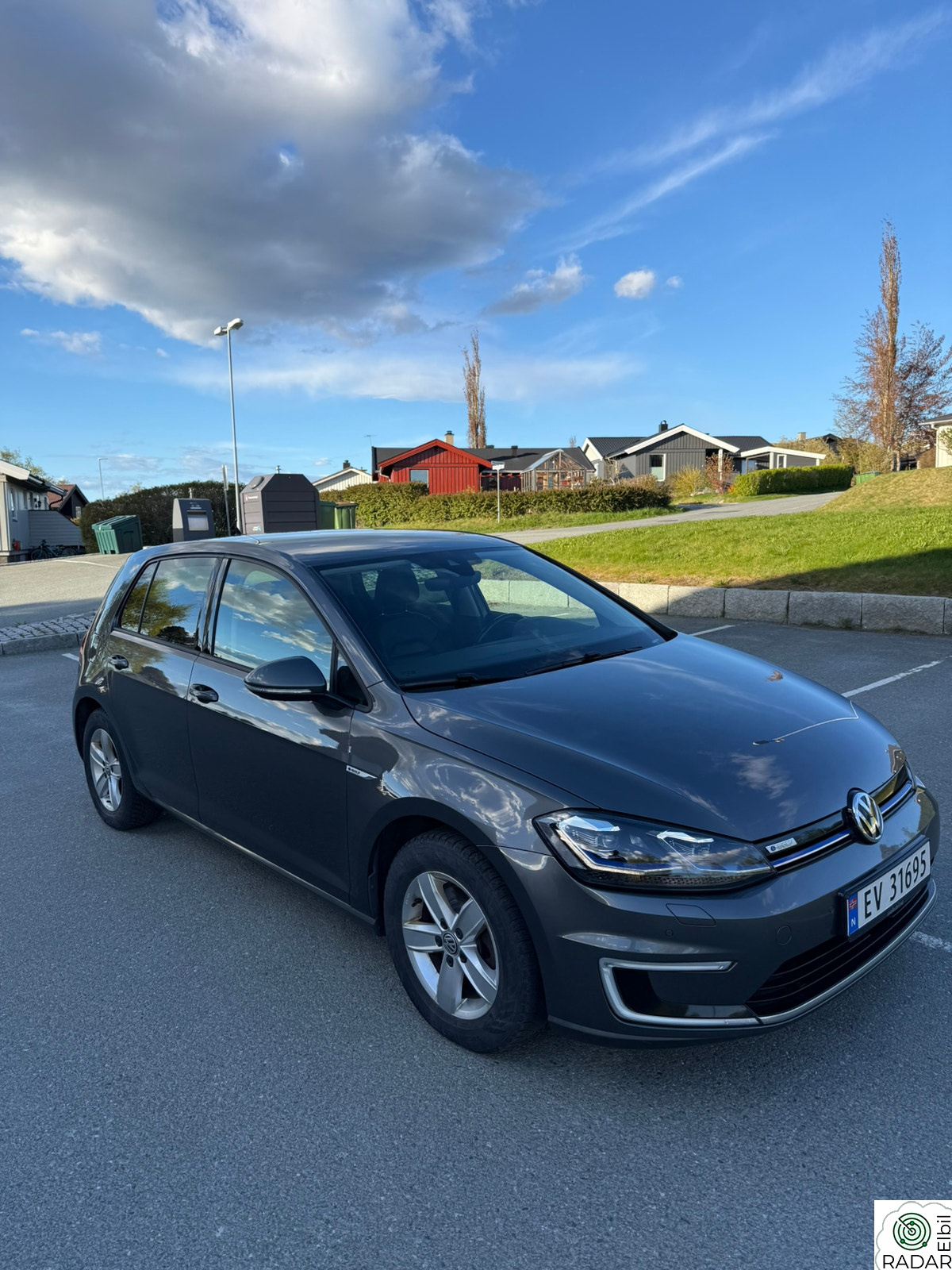 VOLKSWAGEN GOLF E-GOLF 136 HK