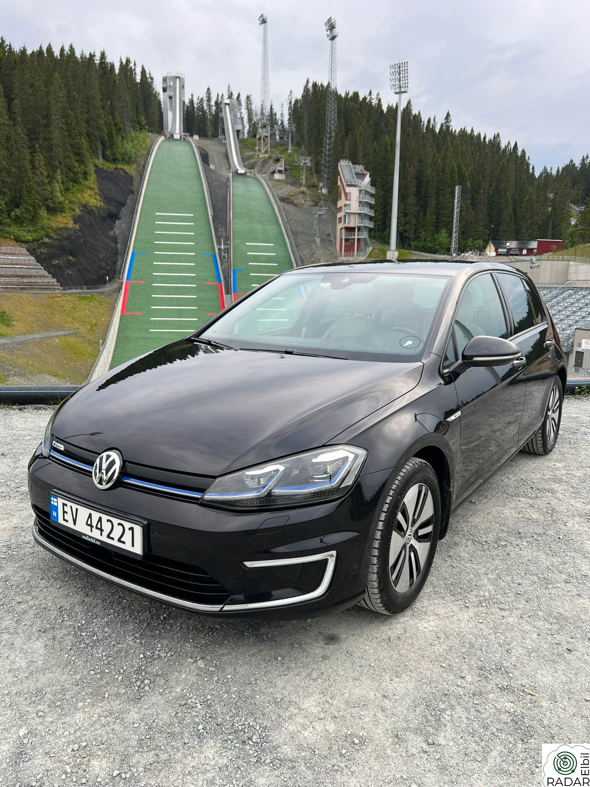 VOLKSWAGEN GOLF Meget pen og velholdt Volkswagen Golf, 136 Hk