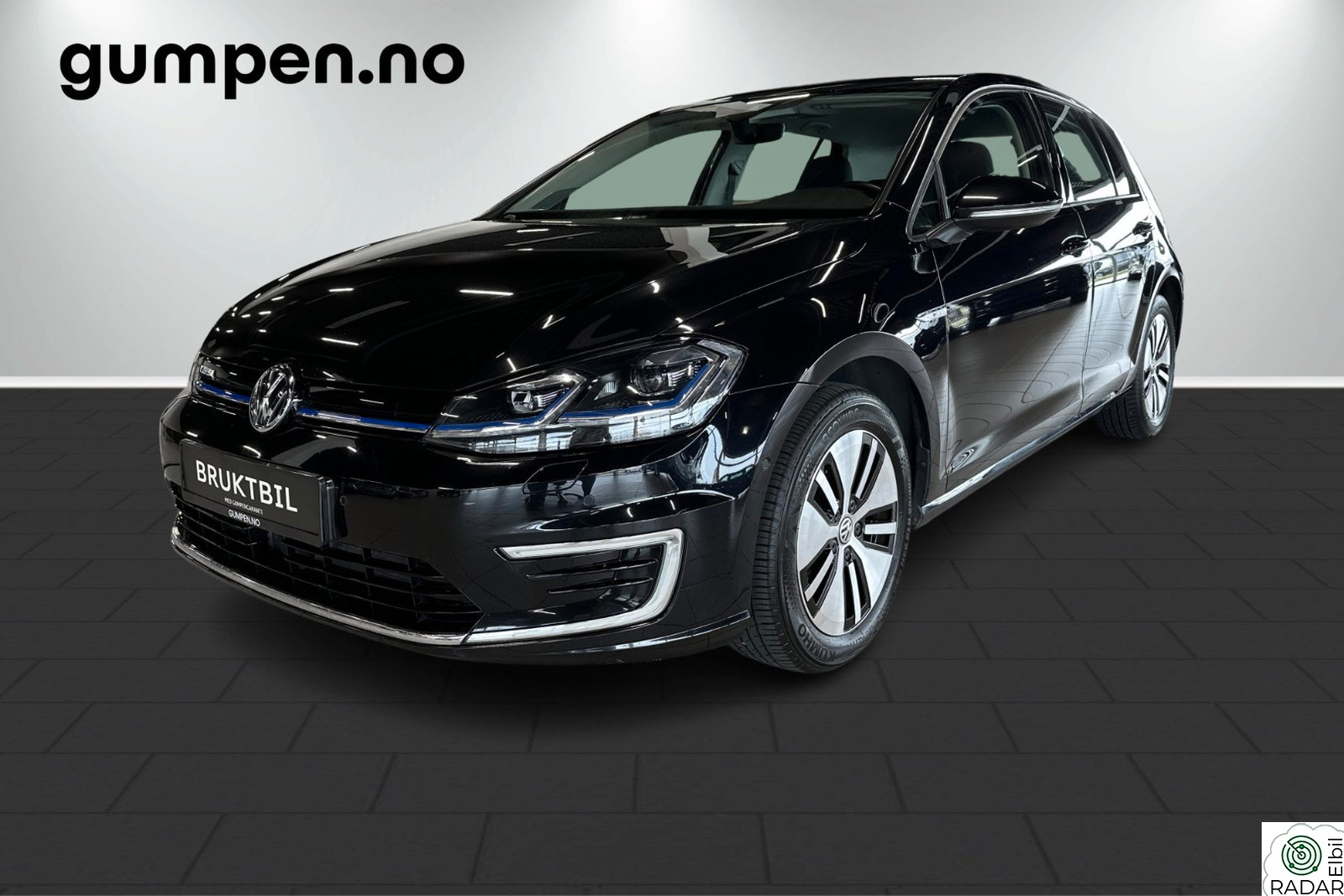 VOLKSWAGEN GOLF FL300/136HK/DYNAUDIO/ACC/LED/S+V