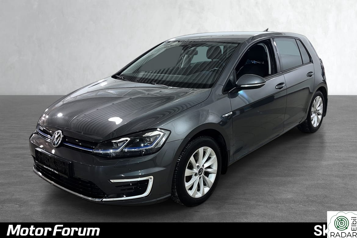 VOLKSWAGEN GOLF Skinn, navi, klima, dynamiske LED +++