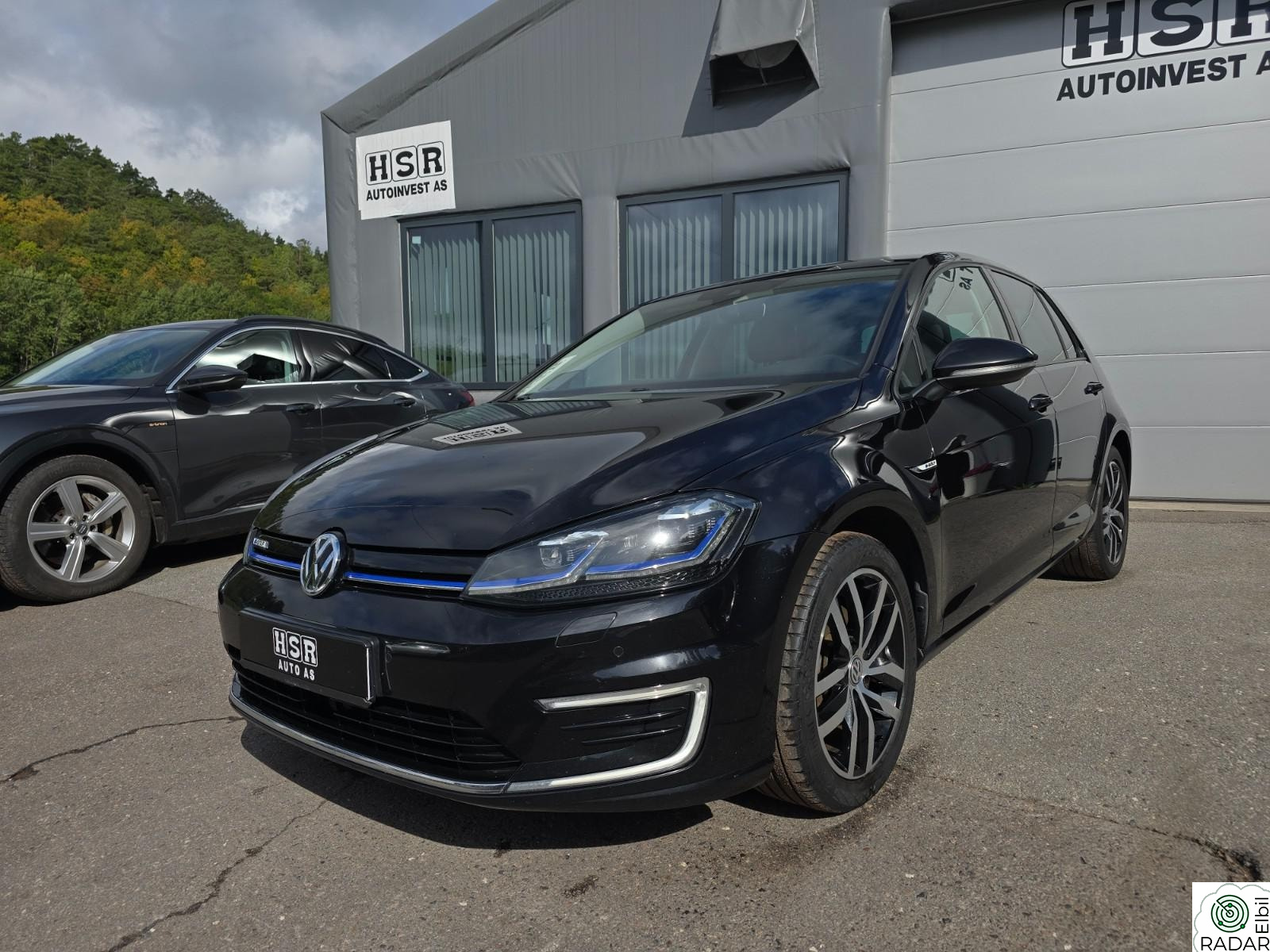 VOLKSWAGEN GOLF e-Golf 136hk ACC / Skinn / Kamera / Navigasjon