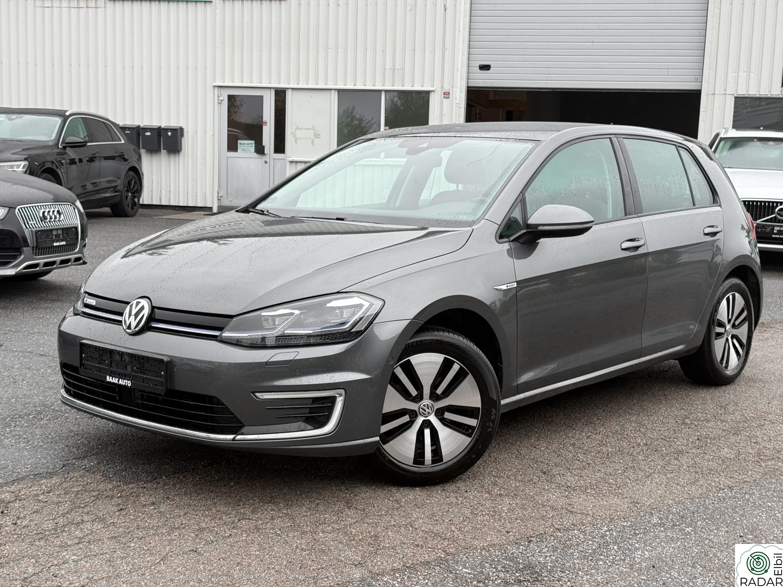 VOLKSWAGEN GOLF R.kam+Navi+DAB+ACC++