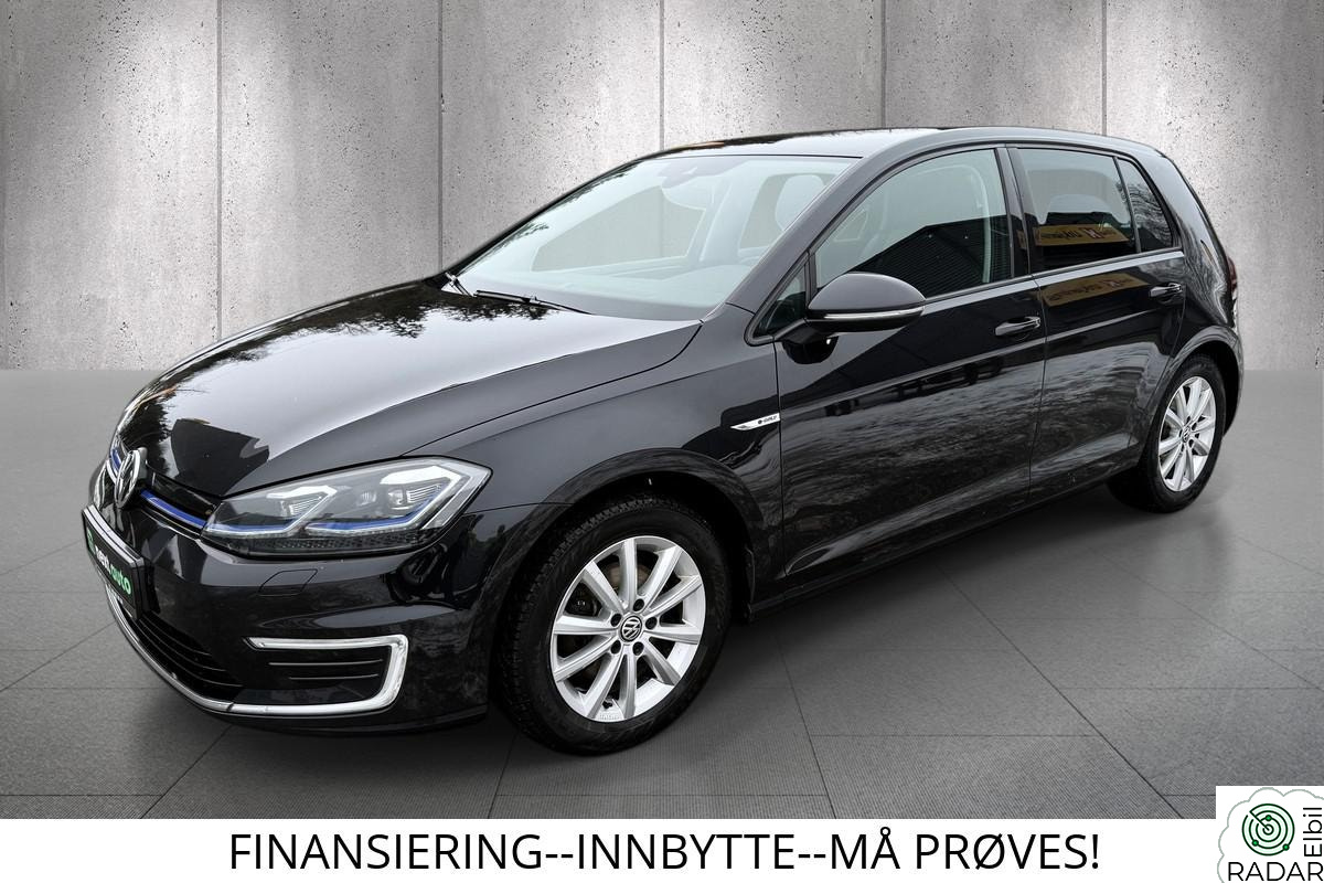 VOLKSWAGEN GOLF SKINN INTERØR/KUN 1 EIER/R. KAMERA/NAVI /EU TIL 02.2027