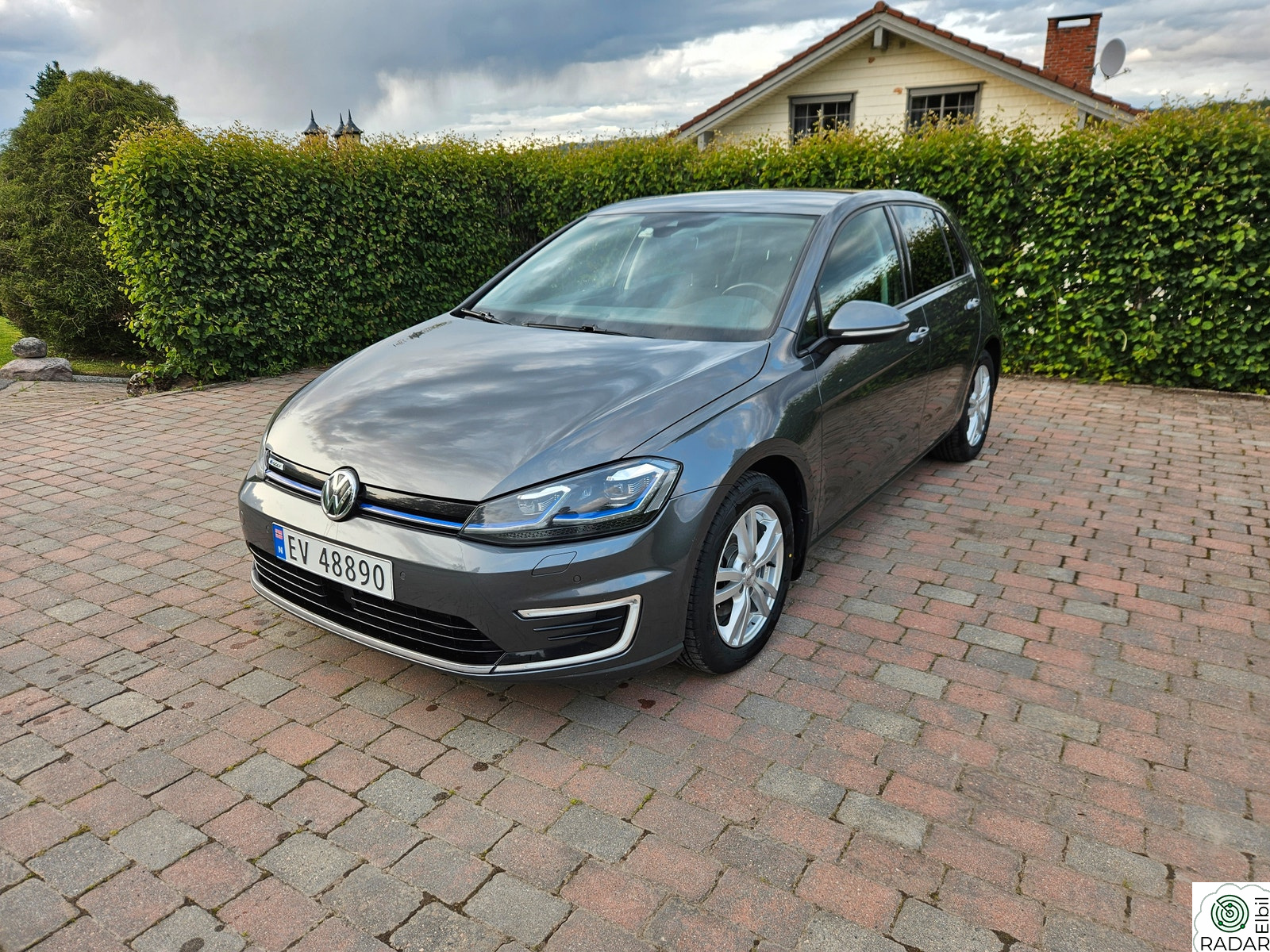 VOLKSWAGEN GOLF E-GOLF