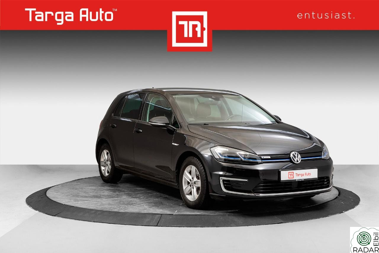 VOLKSWAGEN GOLF E-Golf / Keyless / Blindsone / R.Kamera / Active Info