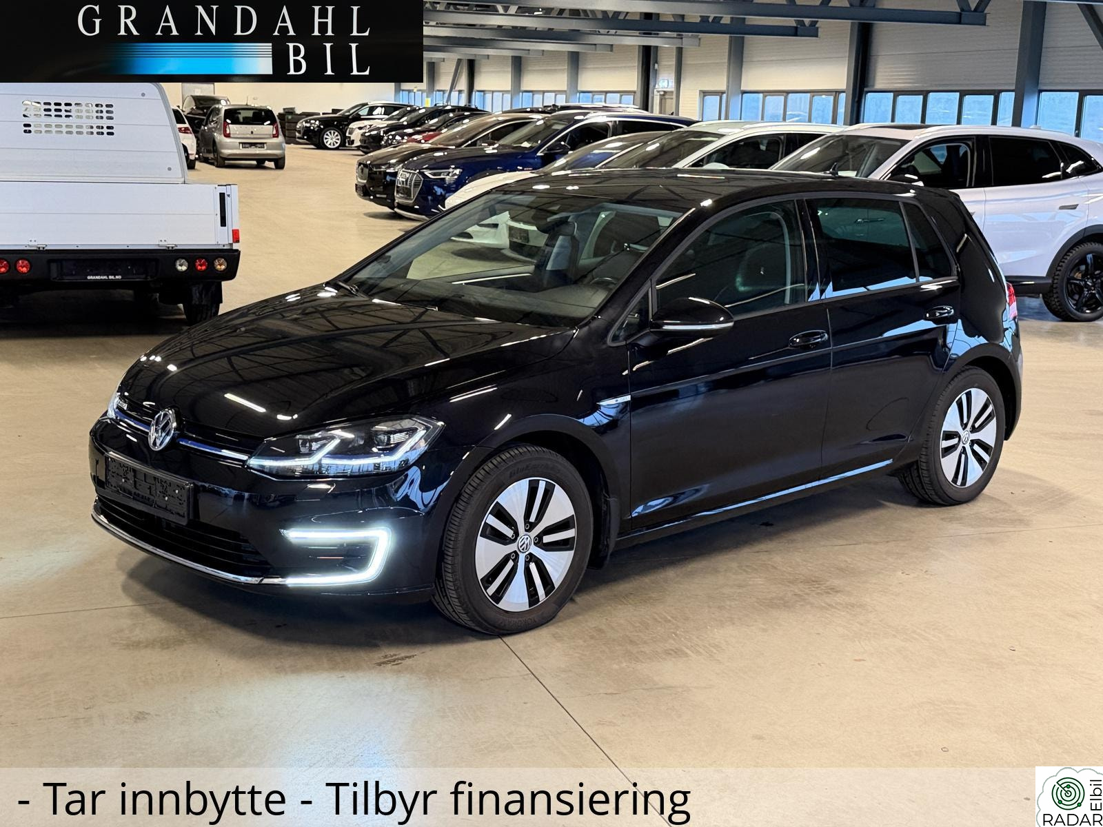 VOLKSWAGEN GOLF EV- 136 HK - SKINN -Varmepumpe - Active Info D.