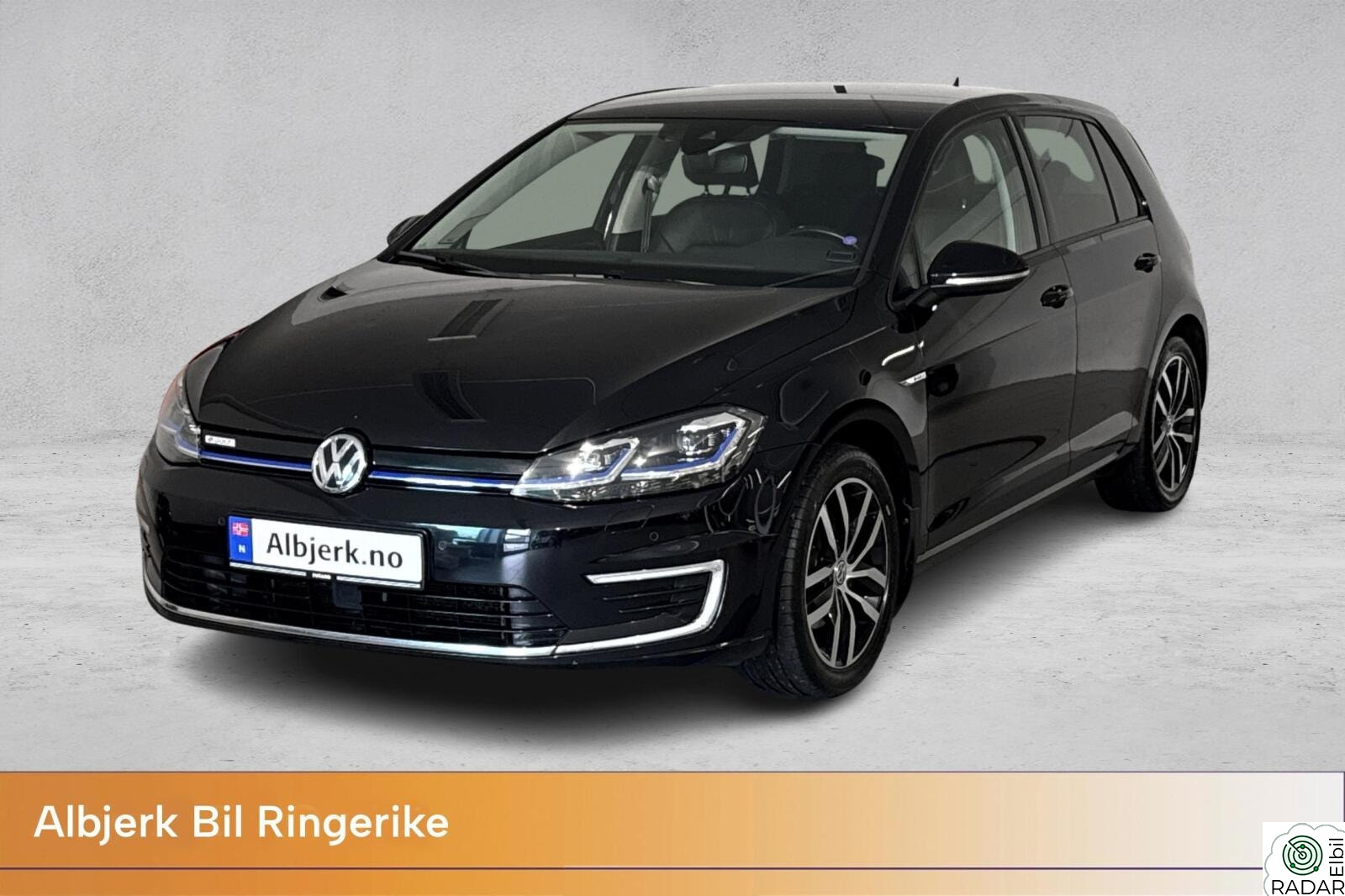 VOLKSWAGEN GOLF E-golf 136 hk exclusive/ Skinn/ Active Info/ Kamera/ ++
