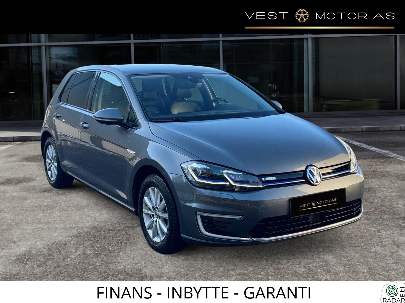 VOLKSWAGEN GOLF Exclusive/BT/SKINN/R-KAMAERA/ACTIVE INFO