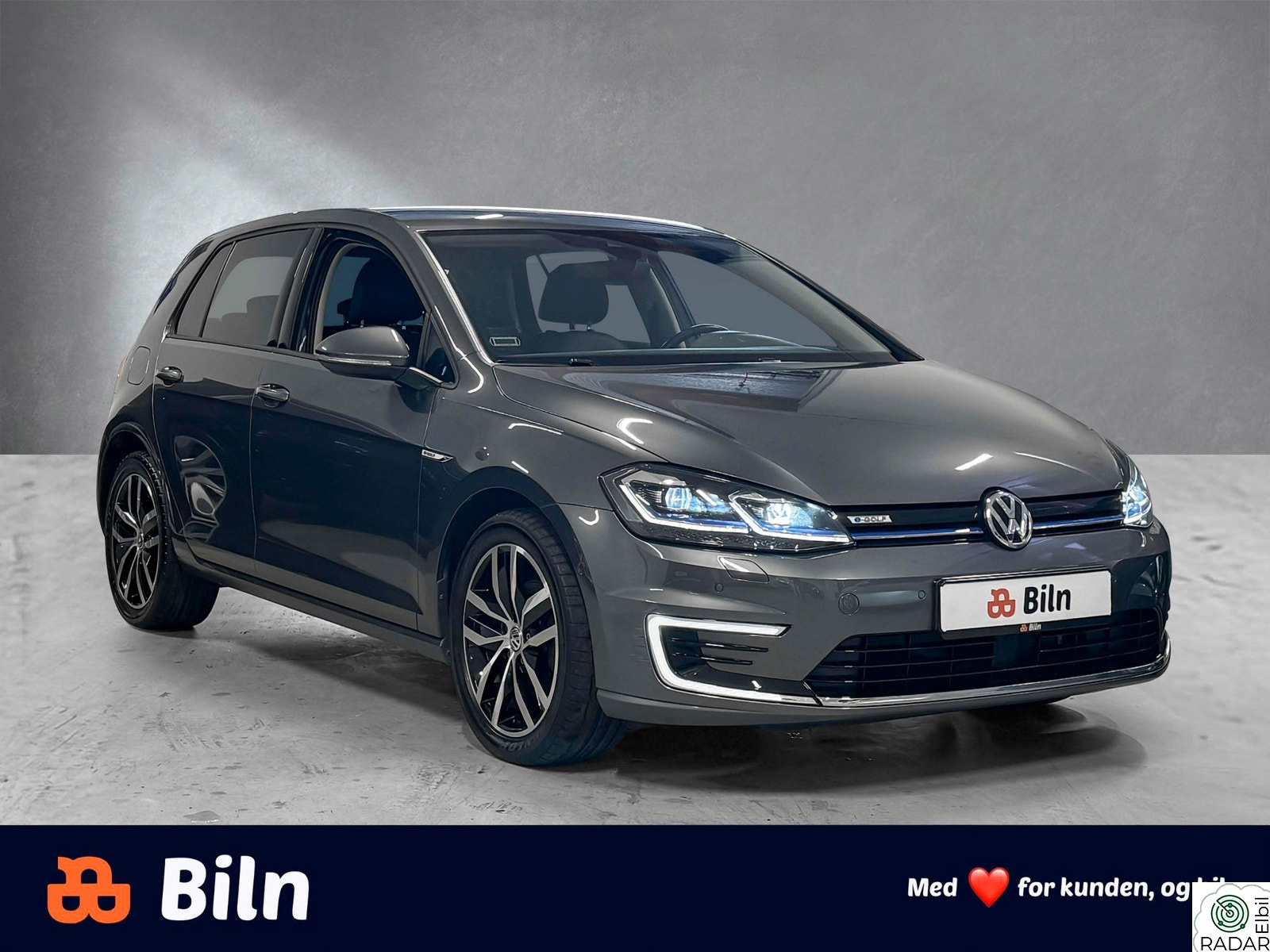 VOLKSWAGEN GOLF Exclusive /Skinn/Act.info/Keyless/Blindsone/Dynam. LED