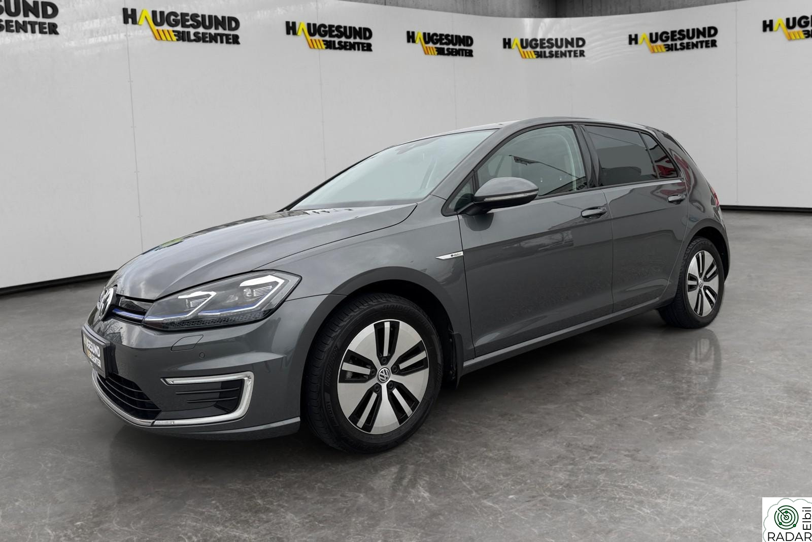 VOLKSWAGEN GOLF | Vienna skinn | 1 eier | Særdeles pen | EU 10/28