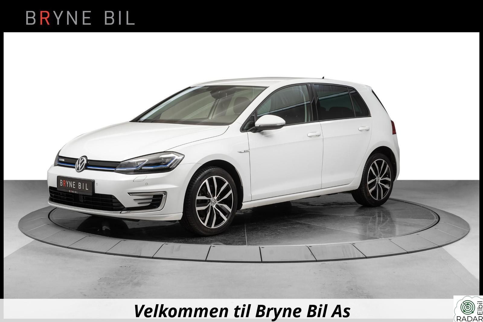 VOLKSWAGEN GOLF Golf 230 km WLTP / Exclusive / Skinn / Active Info /