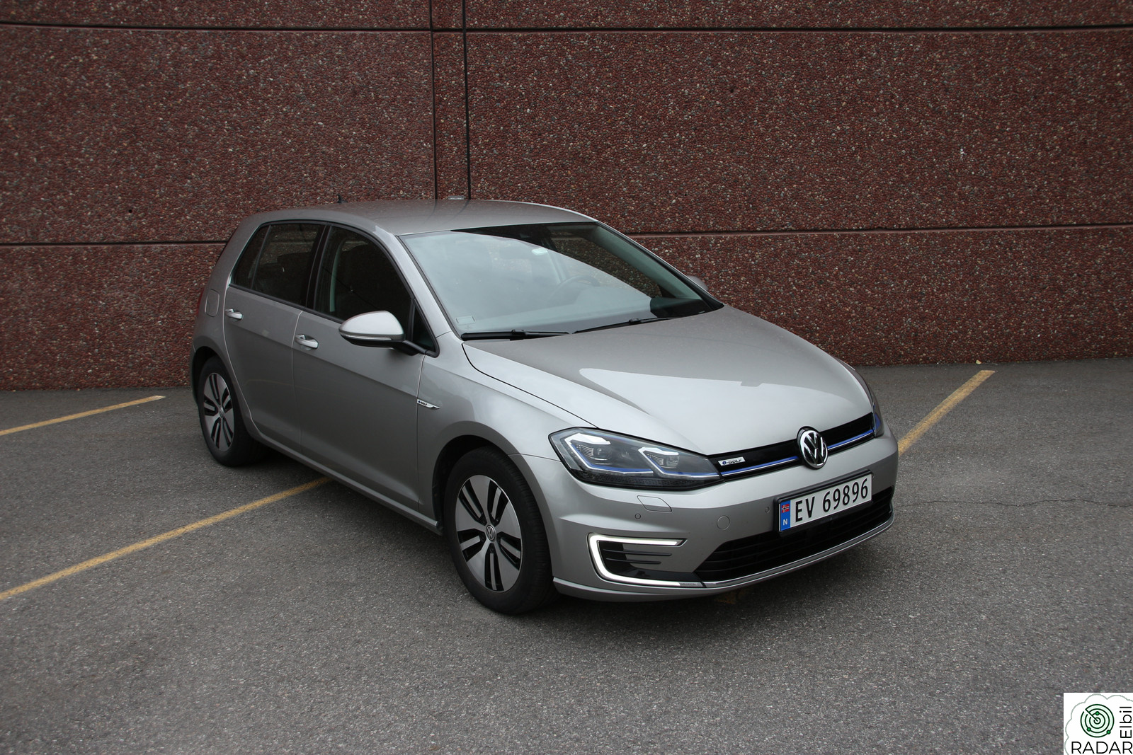 VOLKSWAGEN GOLF E-Golf