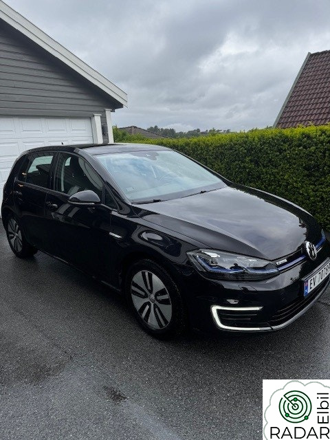 VOLKSWAGEN GOLF E-golf 136 HK