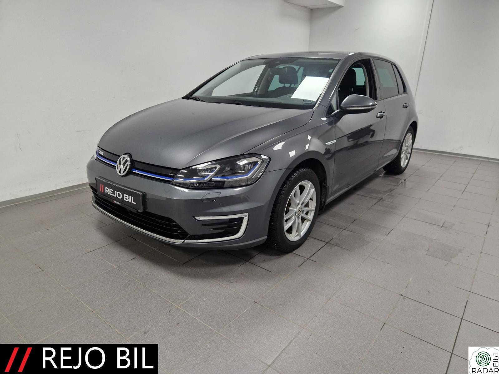 VOLKSWAGEN GOLF 100kw,EXCLUSIVE,DYNAUDIO,SKINN,NAVI,AID,RKAM