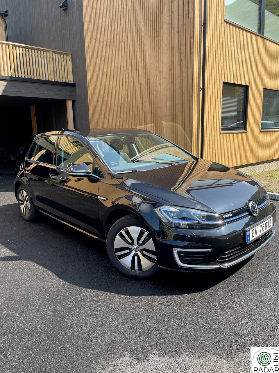 VOLKSWAGEN GOLF Velholdt VW e-Golf 2019