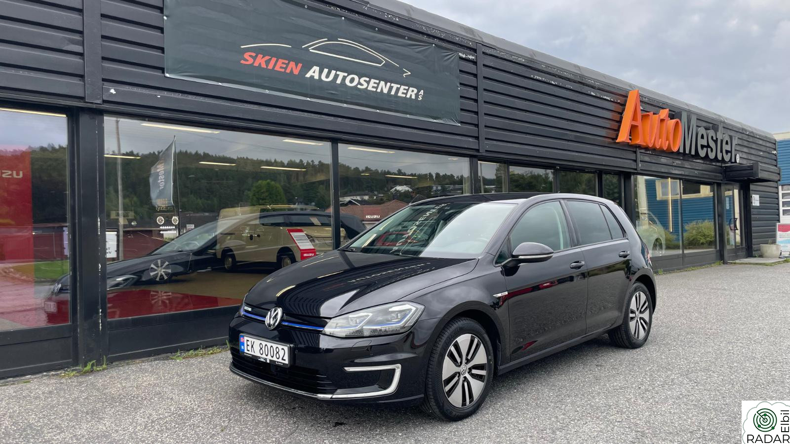 VOLKSWAGEN GOLF 300Km. ACC,Skinn,Isofix,Kamera,PDC,Navi,CarPlay,BT,DAB+
