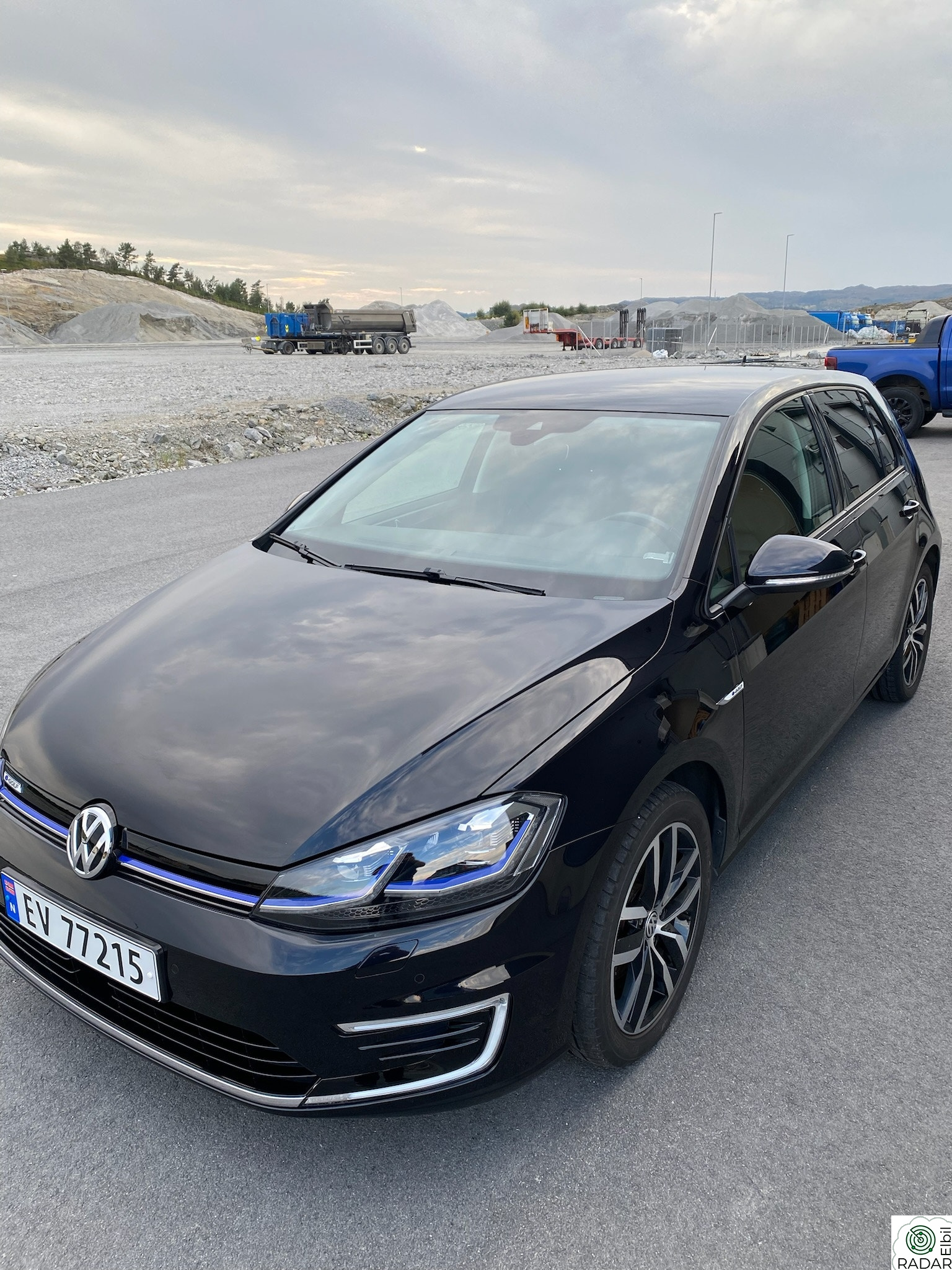 VOLKSWAGEN GOLF E Golf