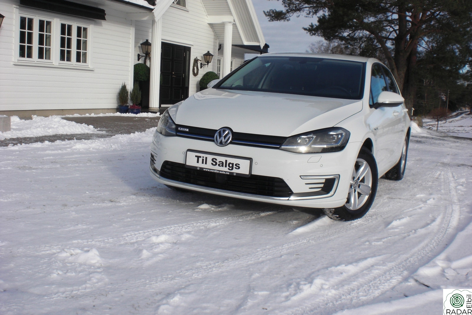 VOLKSWAGEN GOLF E-GOLF STRØKEN 8 ALU NAVI GARANTI 0-KONT KR 1477 MND