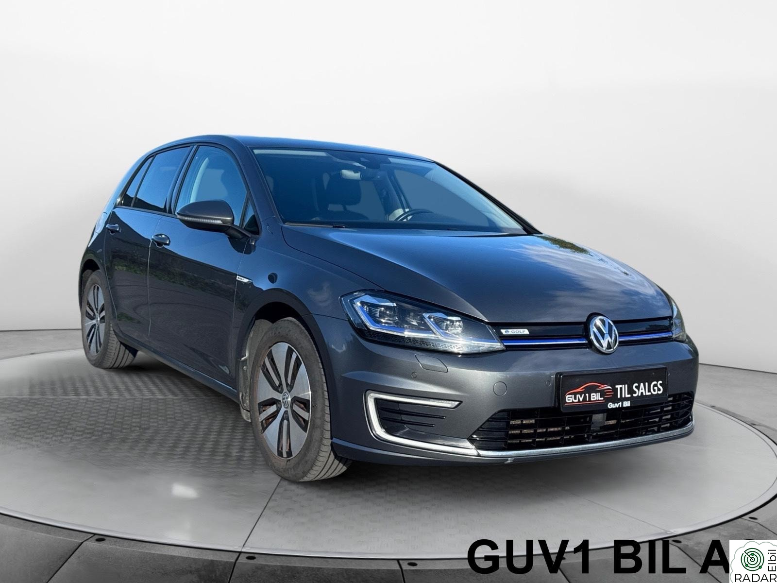 VOLKSWAGEN GOLF GOLF/2019 | 35,8 kWh | 107 000 km | Elektrisk