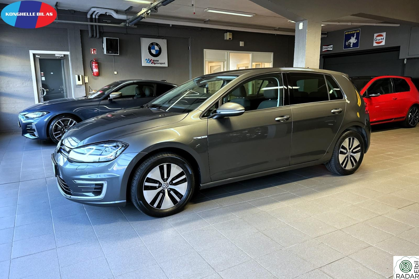 VOLKSWAGEN GOLF e 136hk Comfort ACC Navi Kamera PDC Carplay LED Norsk++