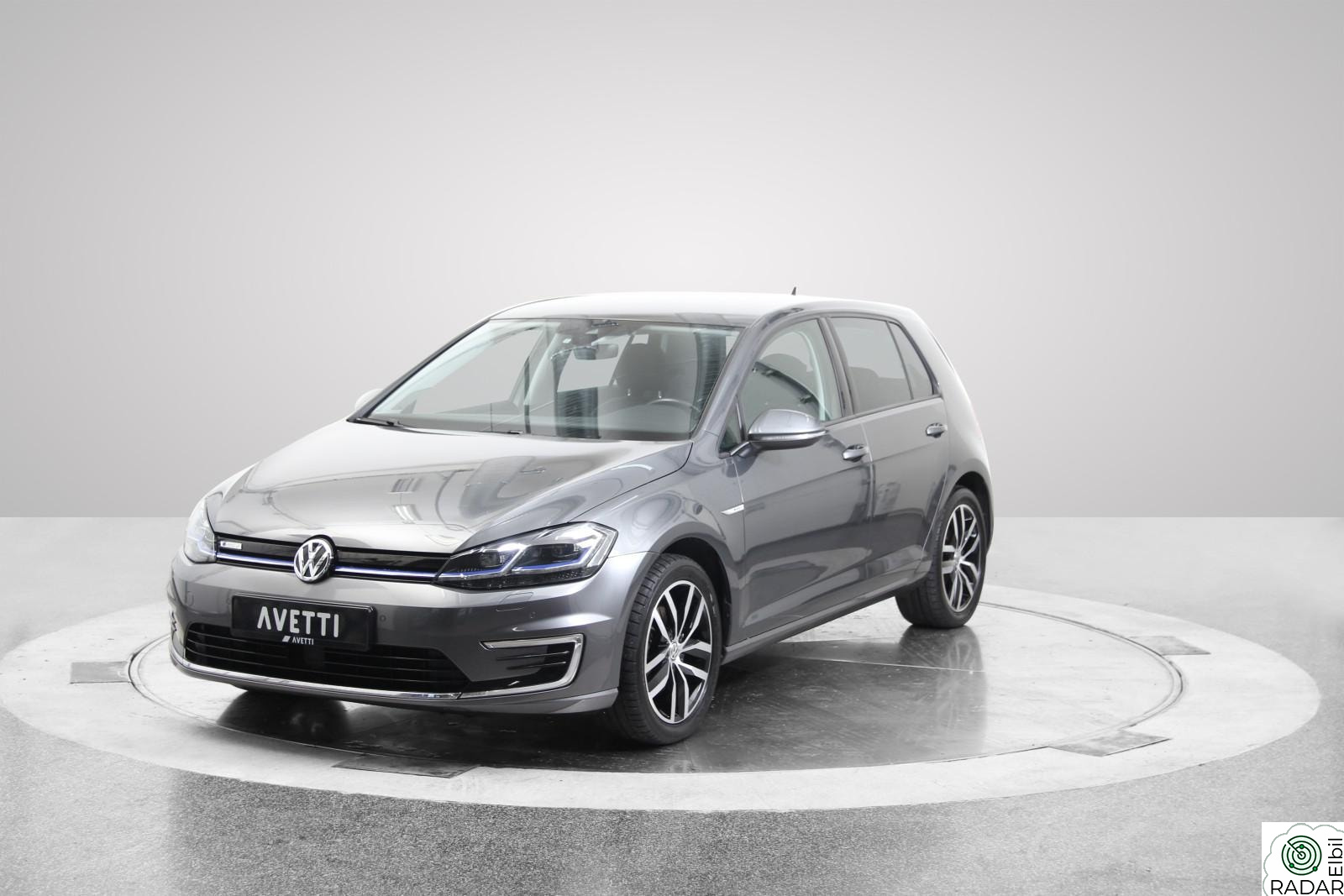 VOLKSWAGEN GOLF E-GOLF EXCLUSIVE Skinn ActiveInfoDispl Keyless Navi +++