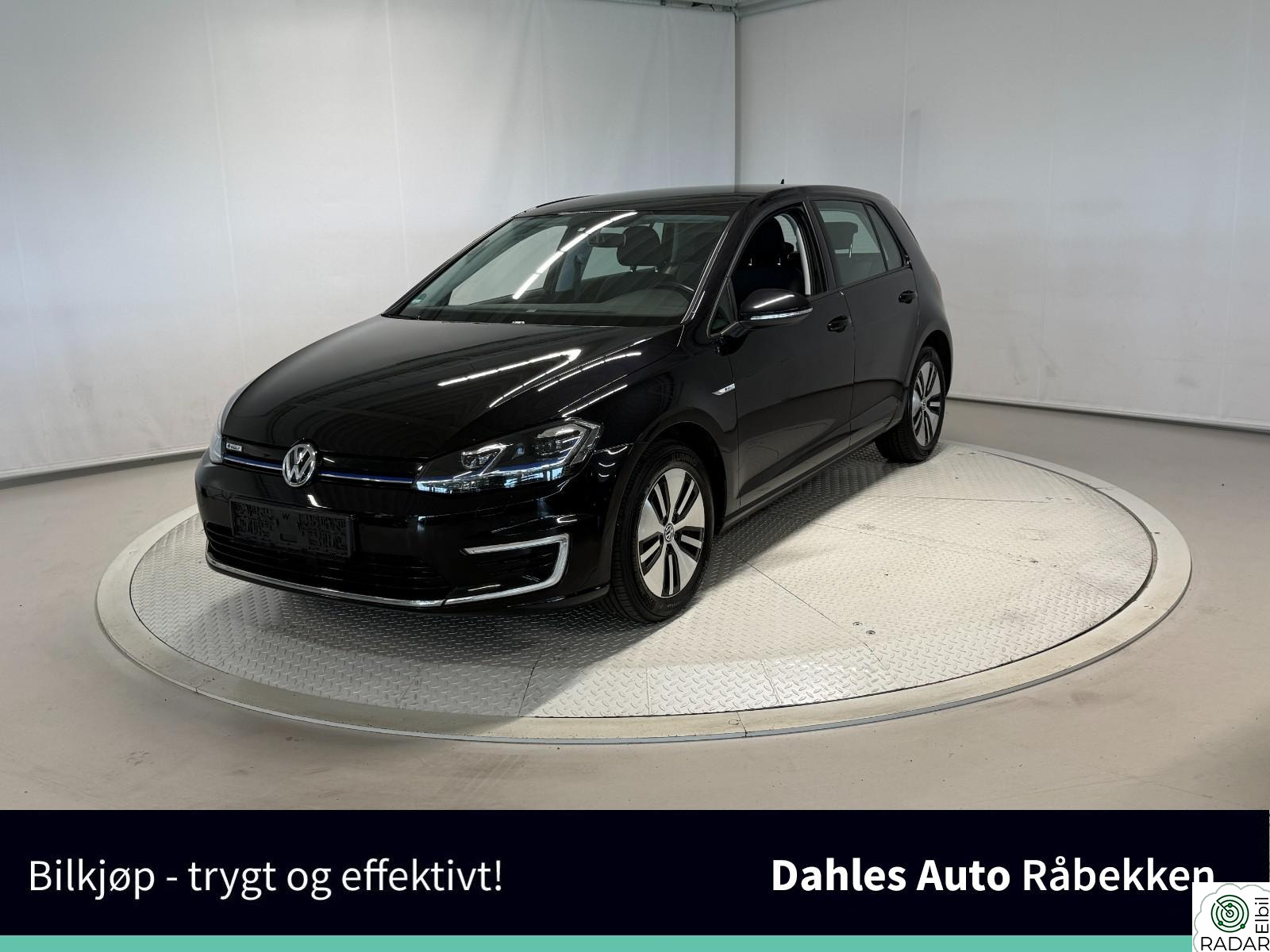 VOLKSWAGEN GOLF E-golf 136hk Navi/Active info display/Carplay/Led