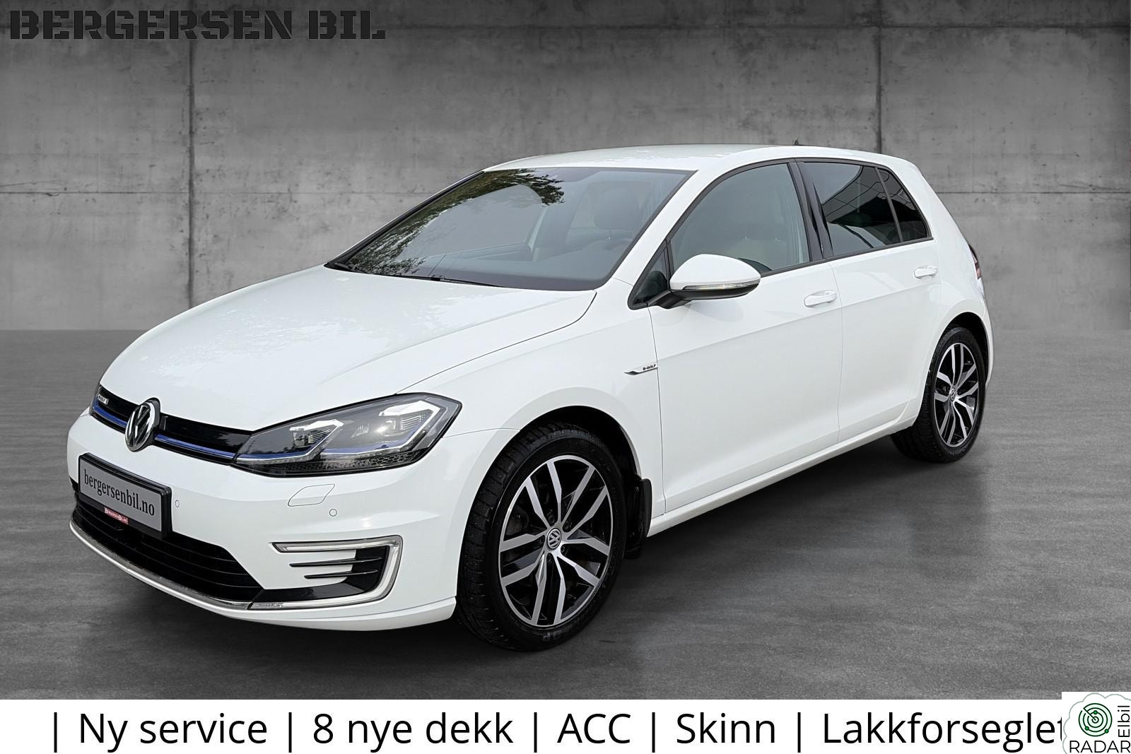 VOLKSWAGEN GOLF | Ny service | 8 nye dekk | ACC | Skinn | Lakkforseg |