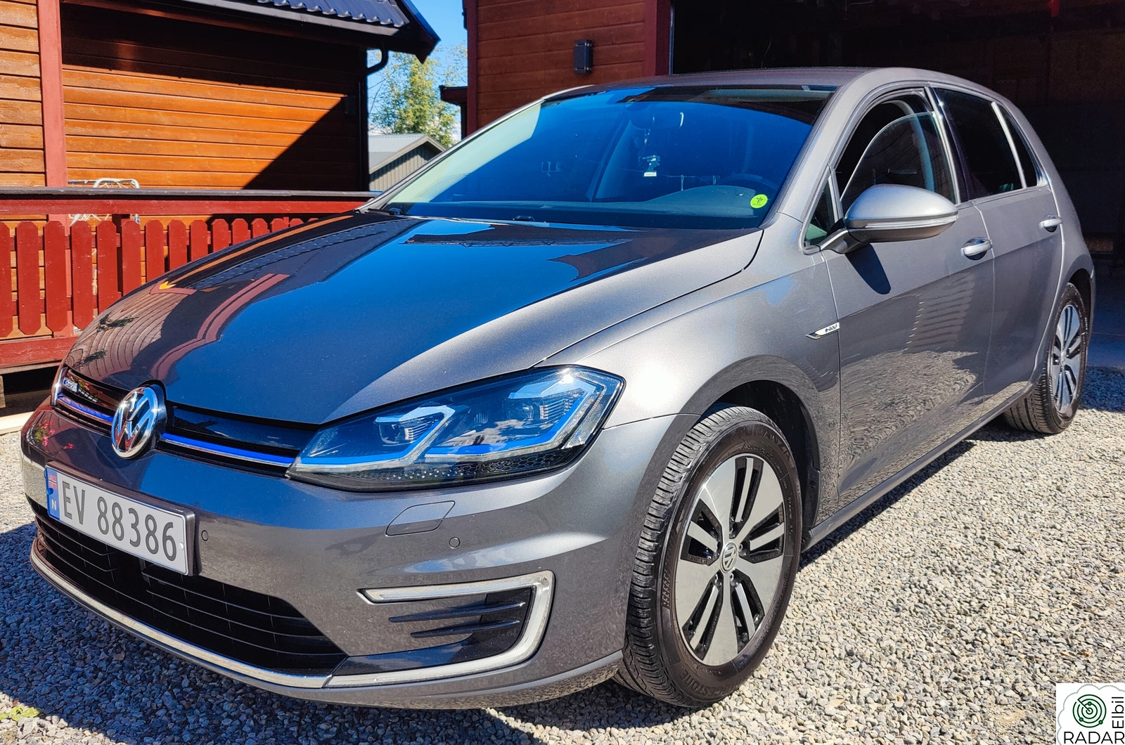 VOLKSWAGEN GOLF 300KM/ACC/ACTIVEINFO/KAMERA/NORSK BIL++