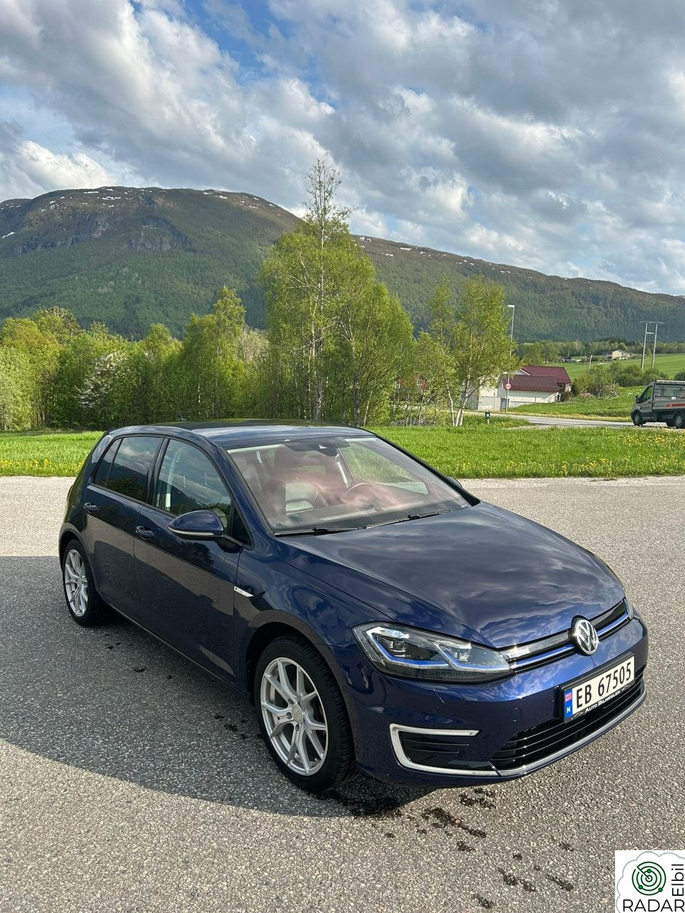 VOLKSWAGEN GOLF Kombi